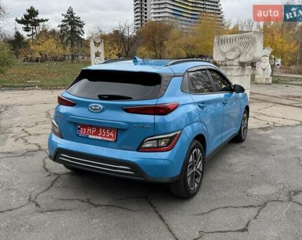 Синий Хендай Kona, объемом двигателя 0 л и пробегом 21 тыс. км за 17900 $, фото 4 на Automoto.ua