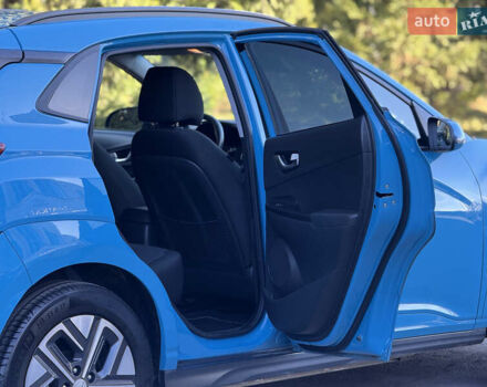 Синій Хендай Kona, об'ємом двигуна 0 л та пробігом 30 тис. км за 16900 $, фото 21 на Automoto.ua