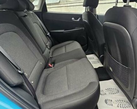 Синій Хендай Kona, об'ємом двигуна 0 л та пробігом 49 тис. км за 17750 $, фото 24 на Automoto.ua