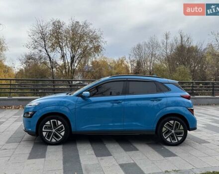 Синий Хендай Kona, объемом двигателя 0 л и пробегом 21 тыс. км за 17900 $, фото 5 на Automoto.ua