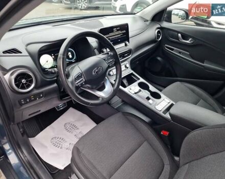 Синий Хендай Kona, объемом двигателя 0 л и пробегом 60 тыс. км за 17600 $, фото 30 на Automoto.ua