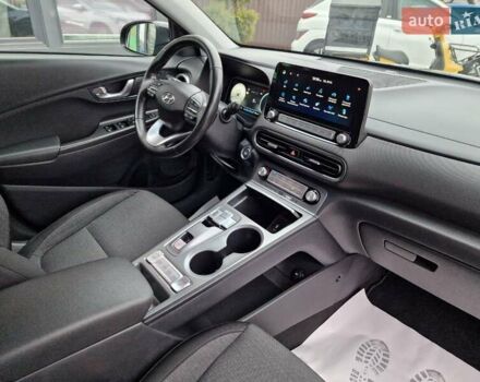 Синий Хендай Kona, объемом двигателя 0 л и пробегом 60 тыс. км за 17600 $, фото 55 на Automoto.ua