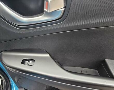 Синій Хендай Kona, об'ємом двигуна 0 л та пробігом 49 тис. км за 17750 $, фото 23 на Automoto.ua