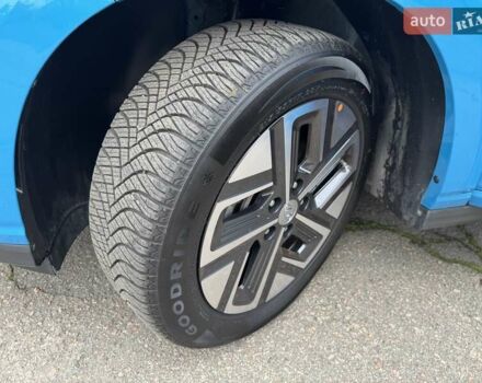 Синий Хендай Kona, объемом двигателя 0 л и пробегом 21 тыс. км за 17900 $, фото 35 на Automoto.ua