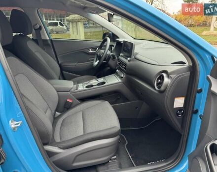 Синий Хендай Kona, объемом двигателя 0 л и пробегом 21 тыс. км за 17900 $, фото 25 на Automoto.ua