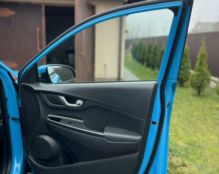 Синий Хендай Kona, объемом двигателя 0 л и пробегом 81 тыс. км за 16950 $, фото 27 на Automoto.ua