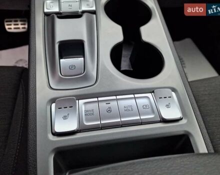 Синий Хендай Kona, объемом двигателя 0 л и пробегом 60 тыс. км за 17600 $, фото 43 на Automoto.ua