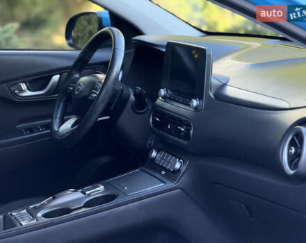 Синій Хендай Kona, об'ємом двигуна 0 л та пробігом 30 тис. км за 16900 $, фото 23 на Automoto.ua