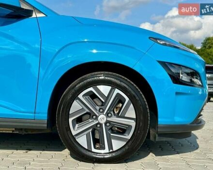 Синій Хендай Kona, об'ємом двигуна 0 л та пробігом 16 тис. км за 17200 $, фото 4 на Automoto.ua