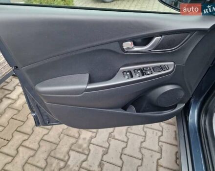 Синий Хендай Kona, объемом двигателя 0 л и пробегом 60 тыс. км за 17600 $, фото 25 на Automoto.ua