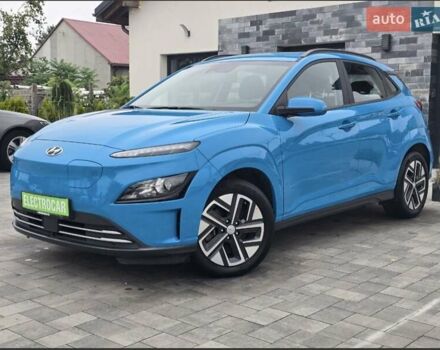 Синий Хендай Kona, объемом двигателя 0 л и пробегом 21 тыс. км за 17800 $, фото 5 на Automoto.ua