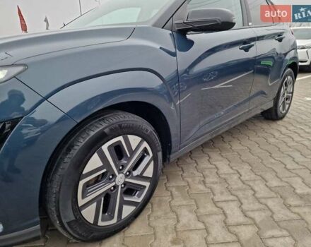 Синий Хендай Kona, объемом двигателя 0 л и пробегом 60 тыс. км за 17600 $, фото 7 на Automoto.ua