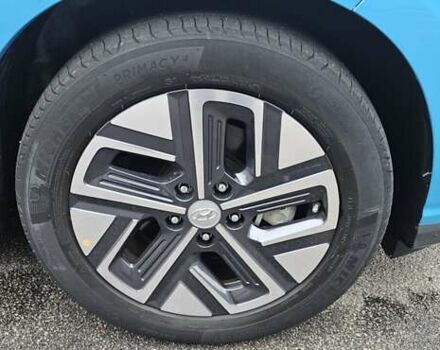 Синій Хендай Kona, об'ємом двигуна 0 л та пробігом 49 тис. км за 17750 $, фото 7 на Automoto.ua