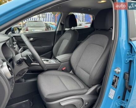 Хендай Kona 2022 в Днепре (Днепропетровске) на Automoto.ua Синий Хендай Kona, объемом двигателя 0 л и пробегом 21 тыс. км за 17800 $, фото 11 на Automoto.ua