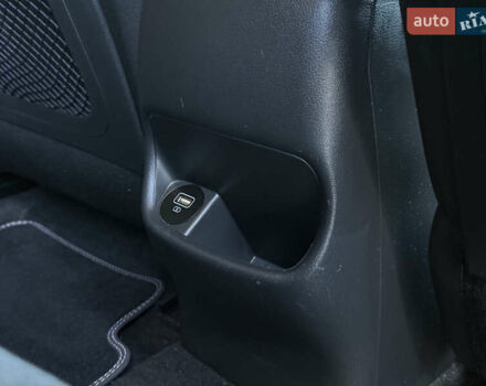 Синій Хендай Kona, об'ємом двигуна 0 л та пробігом 30 тис. км за 16900 $, фото 28 на Automoto.ua