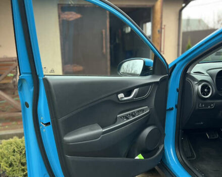 Синий Хендай Kona, объемом двигателя 0 л и пробегом 81 тыс. км за 16950 $, фото 12 на Automoto.ua