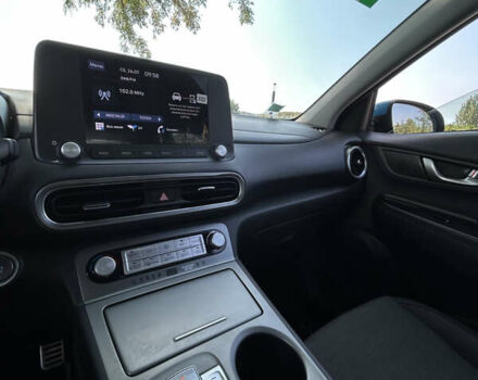 Синій Хендай Kona, об'ємом двигуна 0 л та пробігом 69 тис. км за 16470 $, фото 10 на Automoto.ua