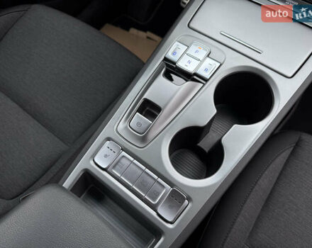 Синій Хендай Kona, об'ємом двигуна 0 л та пробігом 54 тис. км за 17650 $, фото 25 на Automoto.ua