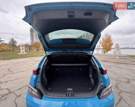 Синий Хендай Kona, объемом двигателя 0 л и пробегом 21 тыс. км за 17900 $, фото 31 на Automoto.ua