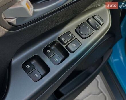 Синій Хендай Kona, об'ємом двигуна 0 л та пробігом 16 тис. км за 17200 $, фото 16 на Automoto.ua