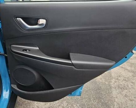 Синій Хендай Kona, об'ємом двигуна 0 л та пробігом 49 тис. км за 17750 $, фото 22 на Automoto.ua