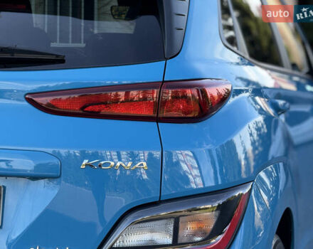 Синий Хендай Kona, объемом двигателя 0 л и пробегом 30 тыс. км за 16900 $, фото 5 на Automoto.ua