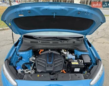 Синий Хендай Kona, объемом двигателя 0 л и пробегом 21 тыс. км за 17900 $, фото 11 на Automoto.ua