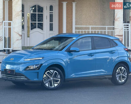 Синий Хендай Kona, объемом двигателя 0 л и пробегом 30 тыс. км за 16900 $, фото 3 на Automoto.ua