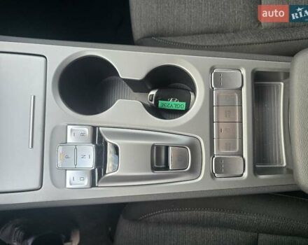 Синий Хендай Kona, объемом двигателя 0 л и пробегом 31 тыс. км за 17200 $, фото 11 на Automoto.ua