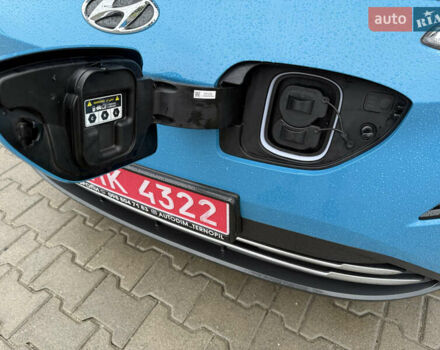 Синий Хендай Kona, объемом двигателя 0 л и пробегом 29 тыс. км за 16900 $, фото 12 на Automoto.ua
