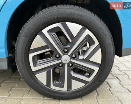Синий Хендай Kona, объемом двигателя 0 л и пробегом 29 тыс. км за 16900 $, фото 13 на Automoto.ua