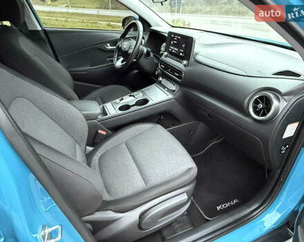 Синій Хендай Kona, об'ємом двигуна 0 л та пробігом 16 тис. км за 16999 $, фото 22 на Automoto.ua