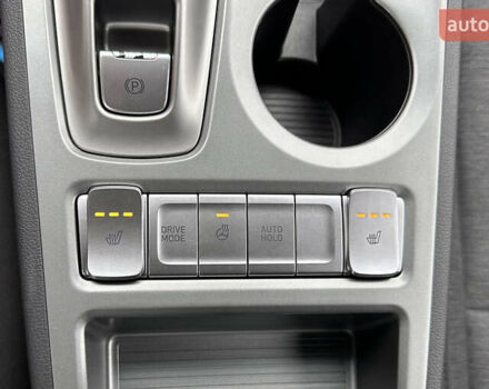 Синій Хендай Kona, об'ємом двигуна 0 л та пробігом 19 тис. км за 19900 $, фото 29 на Automoto.ua