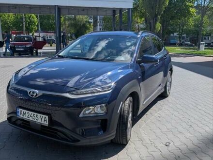 Хендай Kona 2020 у Житомирі на Automoto.ua Синій Хендай Kona, об'ємом двигуна 0 л та пробігом 96 тис. км за 16999 $, фото 1 на Automoto.ua