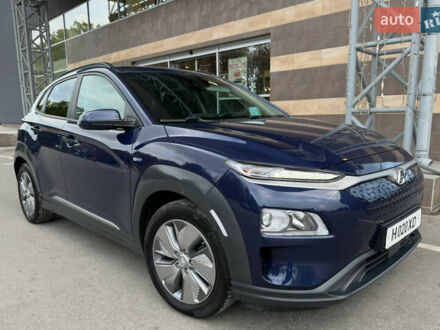 Синий Хендай Kona, объемом двигателя 0 л и пробегом 105 тыс. км за 16850 $, фото 1 на Automoto.ua