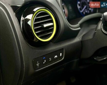 Зеленый Хендай Kona, объемом двигателя 1.59 л и пробегом 76 тыс. км за 15800 $, фото 8 на Automoto.ua