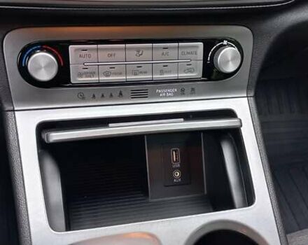 Зеленый Хендай Kona, объемом двигателя 0 л и пробегом 86 тыс. км за 19000 $, фото 14 на Automoto.ua