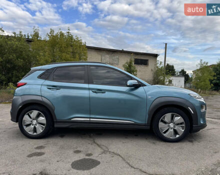Зеленый Хендай Kona, объемом двигателя 0 л и пробегом 96 тыс. км за 16900 $, фото 4 на Automoto.ua
