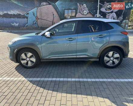 Зелений Хендай Kona, об'ємом двигуна 0 л та пробігом 150 тис. км за 16600 $, фото 8 на Automoto.ua
