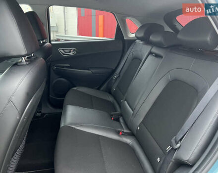 Зелений Хендай Kona, об'ємом двигуна 0 л та пробігом 50 тис. км за 18500 $, фото 45 на Automoto.ua