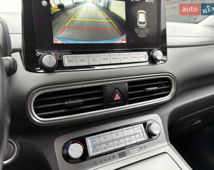 Зелений Хендай Kona, об'ємом двигуна 0 л та пробігом 123 тис. км за 17200 $, фото 45 на Automoto.ua