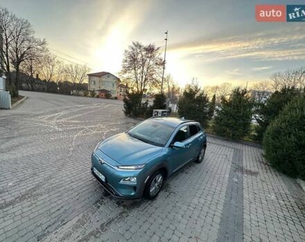 Зеленый Хендай Kona, объемом двигателя 0 л и пробегом 49 тыс. км за 16500 $, фото 1 на Automoto.ua