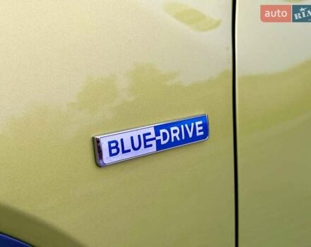 Зеленый Хендай Kona, объемом двигателя 0 л и пробегом 87 тыс. км за 16950 $, фото 31 на Automoto.ua