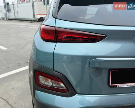 Зелений Хендай Kona, об'ємом двигуна 0 л та пробігом 50 тис. км за 18500 $, фото 15 на Automoto.ua