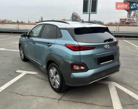 Зелений Хендай Kona, об'ємом двигуна 0 л та пробігом 50 тис. км за 18500 $, фото 10 на Automoto.ua