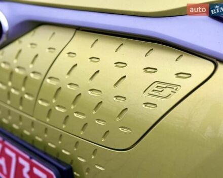 Зеленый Хендай Kona, объемом двигателя 0 л и пробегом 87 тыс. км за 16950 $, фото 25 на Automoto.ua