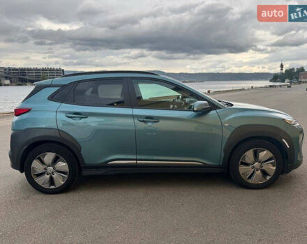 Зеленый Хендай Kona, объемом двигателя 0 л и пробегом 95 тыс. км за 17900 $, фото 3 на Automoto.ua