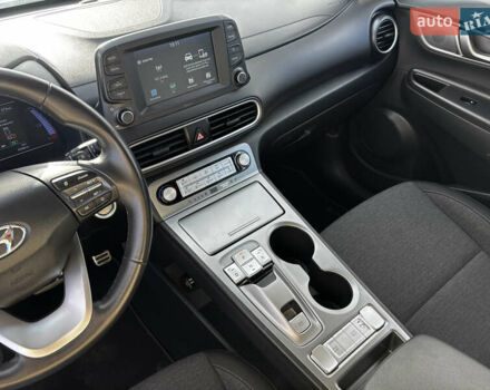 Зелений Хендай Kona, об'ємом двигуна 0 л та пробігом 33 тис. км за 15550 $, фото 36 на Automoto.ua