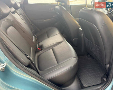 Зеленый Хендай Kona, объемом двигателя 0 л и пробегом 95 тыс. км за 17900 $, фото 7 на Automoto.ua