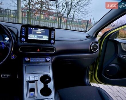 Зеленый Хендай Kona, объемом двигателя 0 л и пробегом 87 тыс. км за 16950 $, фото 84 на Automoto.ua